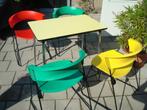 VINTAGE DESIGN  STOELEN EN TAFEL ., Ophalen, 4 zitplaatsen, Kunststof, Gebruikt