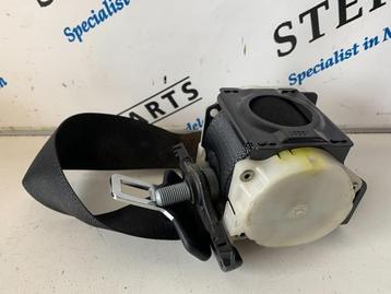 Veiligheidsgordel links-achter van een Mercedes C-Klasse beschikbaar voor biedingen