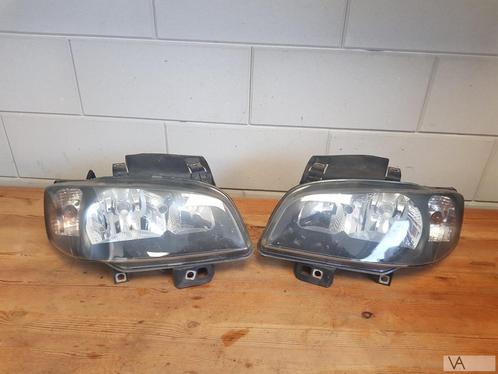 Seat Ibiza 1999 - 2002 koplamp lamp zwart binnenwerk SET €50, Autos : Pièces & Accessoires, Éclairage, Seat, Utilisé, Enlèvement ou Envoi