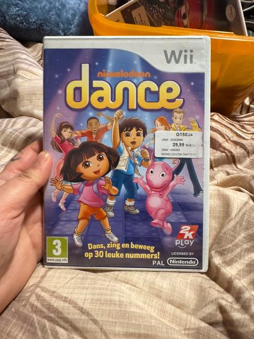 Wii te koop met accessoires en spellen, Games en Spelcomputers, Games | Nintendo Wii, Gebruikt, Overige genres, 2 spelers, Ophalen