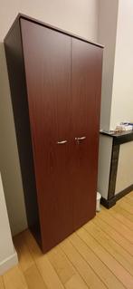 3 grote kasten, Enlèvement