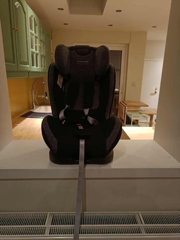 Autostoel kind  beschikbaar voor biedingen