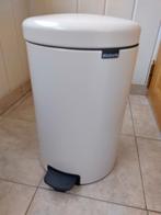 Afvalemmer van Brabantia, Ophalen