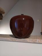 Rode decoratie appel, Enlèvement