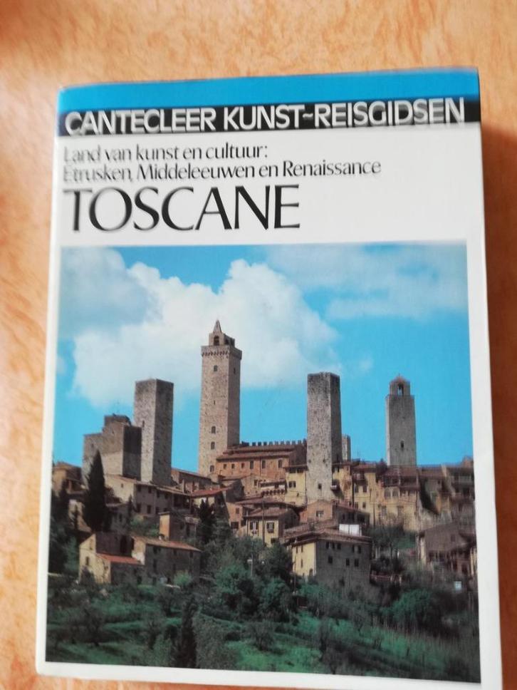TOSCANE, Land van kunst en cultuur: Etrusken, Middeleeuwen e, Livres, Guides touristiques, Comme neuf, Guide ou Livre de voyage