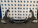 Voorkop Volvo V40 1.5 b Full led 2020  zonder motorkap en fr, Ophalen, Gebruikt, Bumper