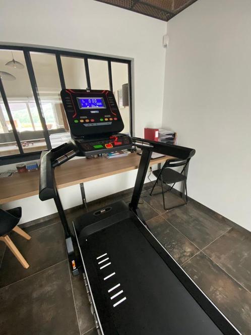 Tapis de course BH BOXSTER ll, Sport en Fitness, Fitnessapparatuur, Zo goed als nieuw, Loopband, Benen, Overige materialen, Ophalen