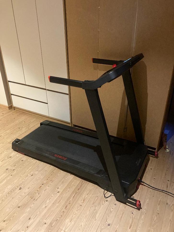 Loopband Domyos RUN100, Sport en Fitness, Fitnessapparatuur, Gebruikt, Loopband, Benen, Borst, Buik, Rug, Metaal, Ophalen