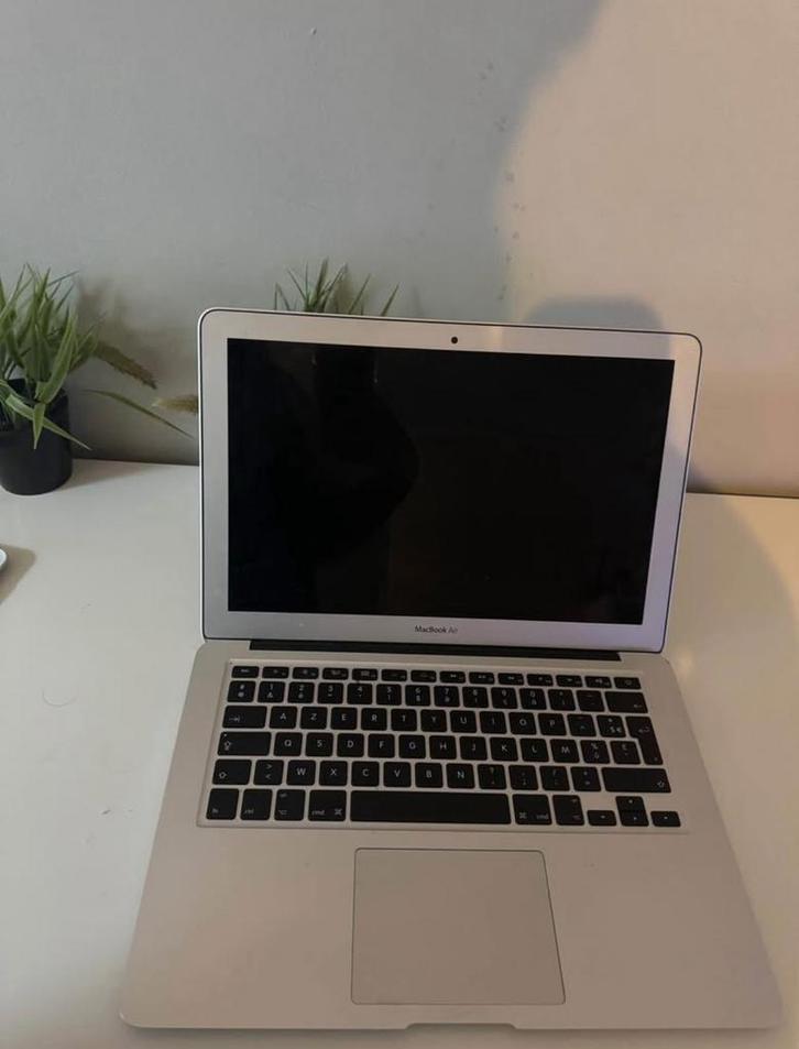 MacBook Air 13” (Early 2014) – ideaal voor basisgebruik, Computers en Software, Apple Macbooks, MacBook, 4 GB, Ophalen