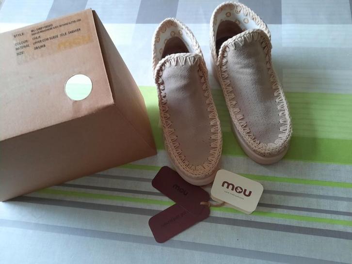 Enkellaarzen van Mou,maat 39, Kleding | Dames, Schoenen, Nieuw, Ophalen of Verzenden