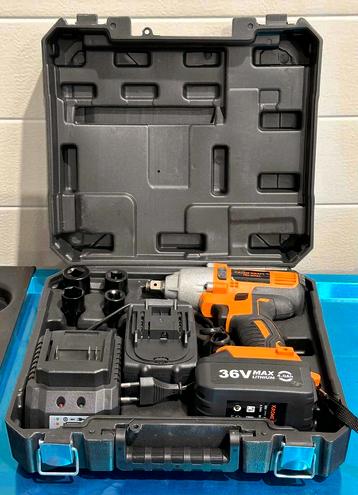 NIEUW Slagmoersleutel - 36 Volt - 2 Batijeren beschikbaar voor biedingen