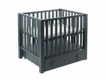 Quax babybox Marie Lucca kleur Moonshadow met lade beschikbaar voor biedingen