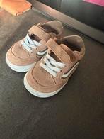 Schoenen Vans maat 22, Enfants & Bébés, Vêtements de bébé | Chaussures & Chaussettes, Enlèvement, Fille, Bottines, Comme neuf