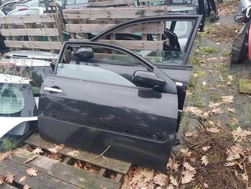 RENAULT MÉGANE HB PORTIEREN BJ 2005 beschikbaar voor biedingen