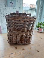 Nieuwe rotan mand, geschikt om omhoog te hangen, Huis en Inrichting, Woonaccessoires | Schalen en Manden, Ophalen, Zo goed als nieuw