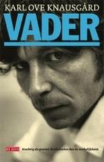Karl Ove Knausgard / Mijn Strijd / 1 en 2, Boeken, Ophalen of Verzenden, Zo goed als nieuw