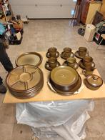 Rosseler steengoedservies (gemaakt in Zwitserland), Antiek en Kunst, Ophalen