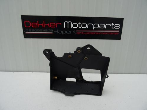 Accubak / Battery Holder Ducati ST2 / ST3 / ST4 / ST4S, Motoren, Onderdelen | Ducati, Gebruikt, Ophalen of Verzenden