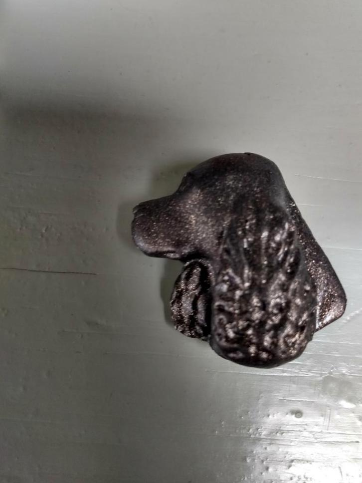 Broche Cocker spaniel hond, Handtassen en Accessoires, Broches, Zo goed als nieuw, Overige materialen, Zwart, Ophalen of Verzenden