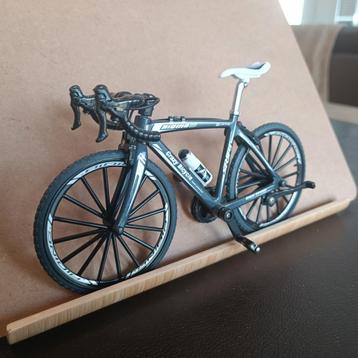 Vélo de course 1/10 idéal pour un véhicule RC Crawler ou un, Enlèvement