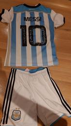Voetbalshirt en short Messi 12j maat 152, Sport en Fitness, Ophalen of Verzenden, Zo goed als nieuw