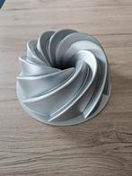 Moule a gâteau en dur, Enlèvement, Moule