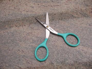 nieuw baby nagelschaartje babisol beschikbaar voor biedingen