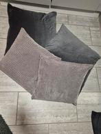 ! NIEUW ! 2 grote donkergrijze kussens, 2 lichtgrijze kussen, Enlèvement