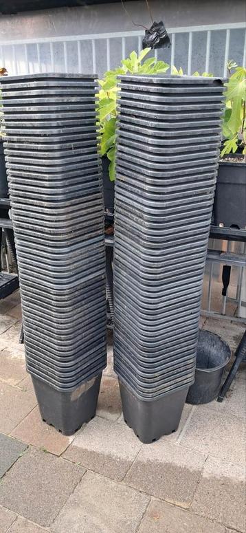 kweekpotten , bloempot , plantpot vierkant 18 liter beschikbaar voor biedingen
