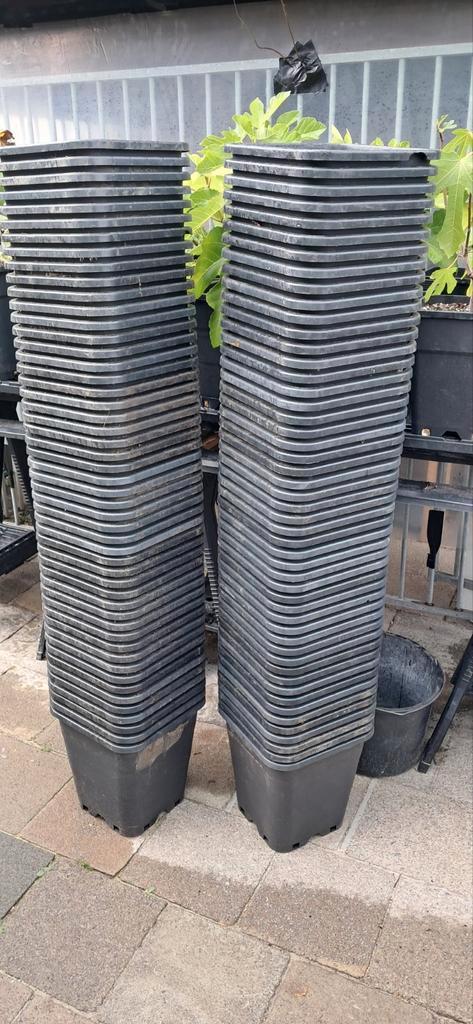 kweekpotten , bloempot , plantpot vierkant 18 liter, Tuin en Terras, Bloembakken en Plantenbakken, Gebruikt, Vierkant, Ophalen
