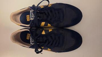 Onitsuka Tiger Serrano mt 43,5 beschikbaar voor biedingen