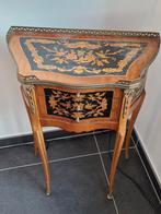 Louis XV-stijl nachtkastje of commode, Antiek en Kunst, Ophalen