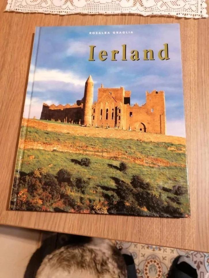 Ierland : Rosalba Graglia, Boeken, Reisgidsen, Zo goed als nieuw, Reisgids of -boek, Europa, Verzenden