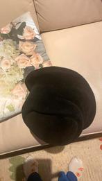 Hoedje uit 1900 /1920 gemaakt van vilt, Antiquités & Art, Antiquités | Vêtements et Textile, Enlèvement ou Envoi, Femmes