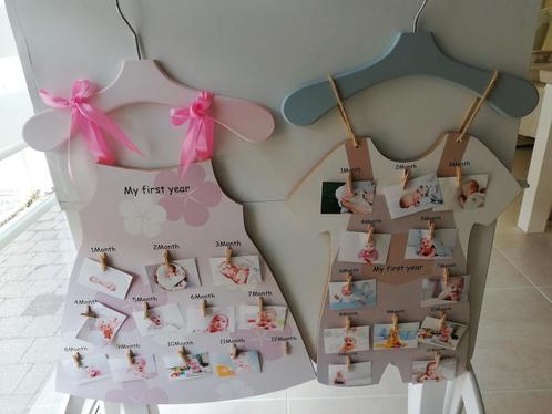 2 nieuwe houten kleding 'my first year'12€ stuk Om foto's aa, Kinderen en Baby's, Kraamcadeaus en Geboorteborden, Nieuw, Ophalen