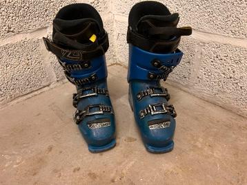 Ski schoenen maat 35/36 beschikbaar voor biedingen