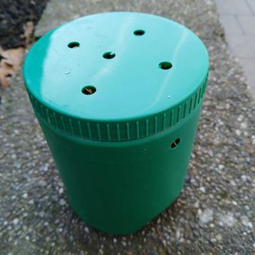 Te koop 500 a 600 oorwormen potten. beschikbaar voor biedingen