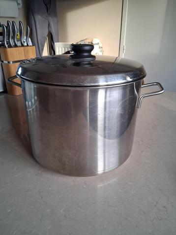 Grote kookpot 12 Ltr in Ledegem beschikbaar voor biedingen