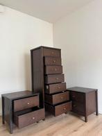 Bedroom set - 2 bedside tables and matching dresser, Enlèvement, Utilisé