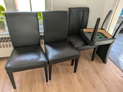 Set van 4 Leren Stoelen - Tijdloos en Comfortabel, Huis en Inrichting, Stoelen, Gebruikt, Vier, Leer, Zwart, Ophalen