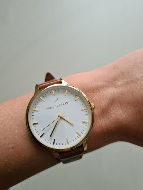 Dames horloge Violet Hamden bruin leren bandje, Bijoux, Sacs & Beauté, Montres | Femmes, Utilisé, Montre-bracelet, Autres marques