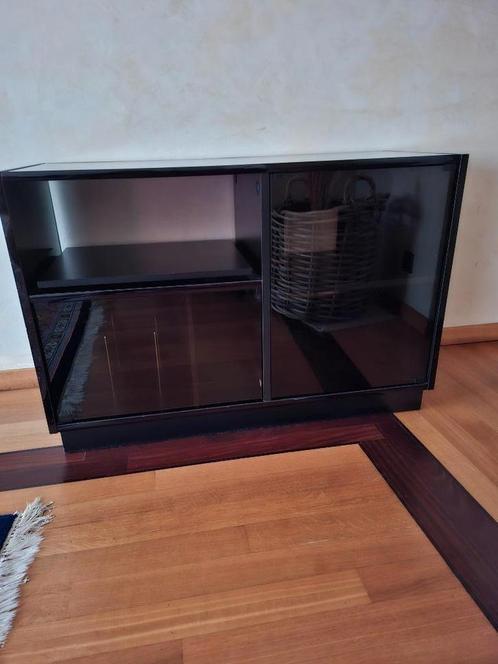 Stijlvol tv / radio meubel in zwarte lak, Huis en Inrichting, Kasten |Televisiemeubels, Zo goed als nieuw, Minder dan 100 cm, 100 tot 150 cm