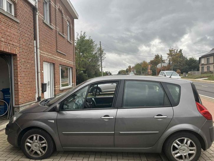 Renault megane scenic mk2 bwj 2009, Auto's, Renault, Ophalen
