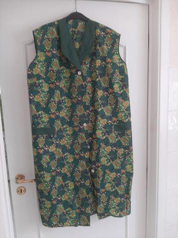 Vintage huisjurk / schortjurk maat 50 – retro bloemenmotief beschikbaar voor biedingen