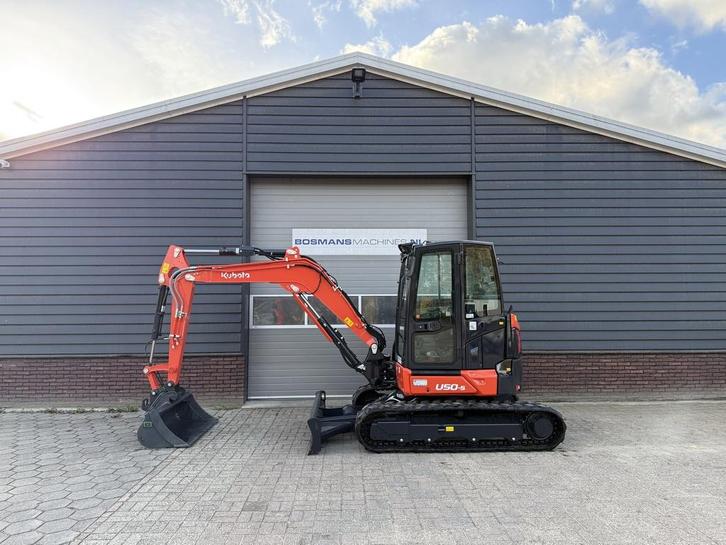 Kubota U50-5 HI SPEC minigraver NIEUW airco €885 LEASE, Articles professionnels, Machines & Construction | Grues & Excavatrices