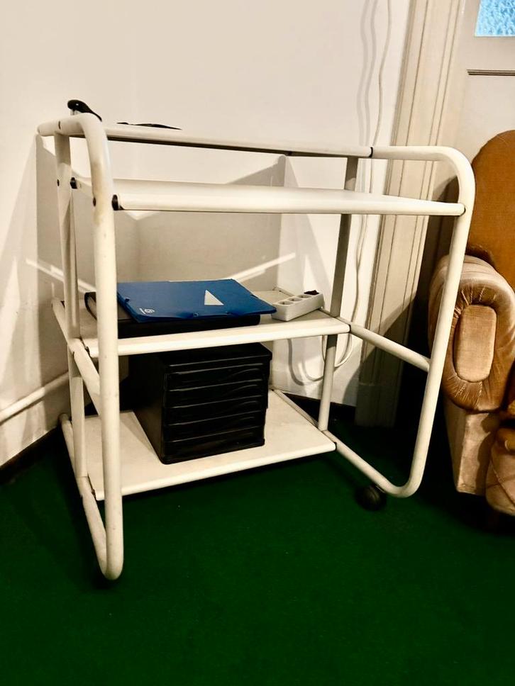 bureau metalique, Maison & Meubles, Bureaux, Bureau, Enlèvement