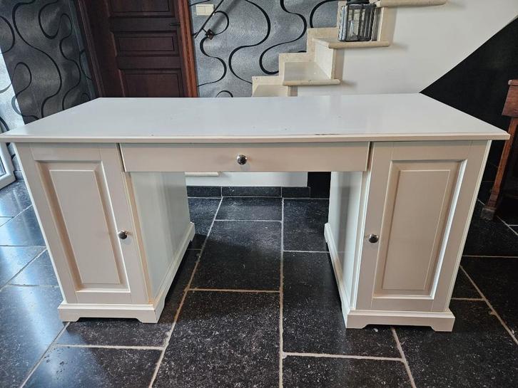 Bureau IKEA LIATORP, Huis en Inrichting, Bureaus, Gebruikt, Bureau, Ophalen