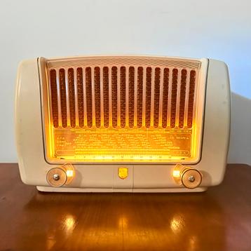 ART DECO BUIZENRADIO PHILIPS LA LYRE 1951 BAKELIET BLUETOOTH beschikbaar voor biedingen