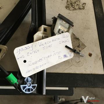 Vw Polo 2000  5 drs Raammechanisme Handbediend Rechtsvoor beschikbaar voor biedingen