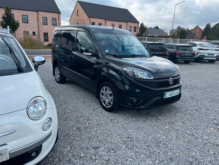 Fiat Doblo showroom staat!, Auto's, Bestelwagens en Lichte vracht, Bedrijf, Te koop, ABS, Achteruitrijcamera, Adaptieve lichten